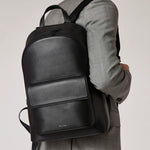 Men's Embossed Straw Grain Leather Backpack | Black