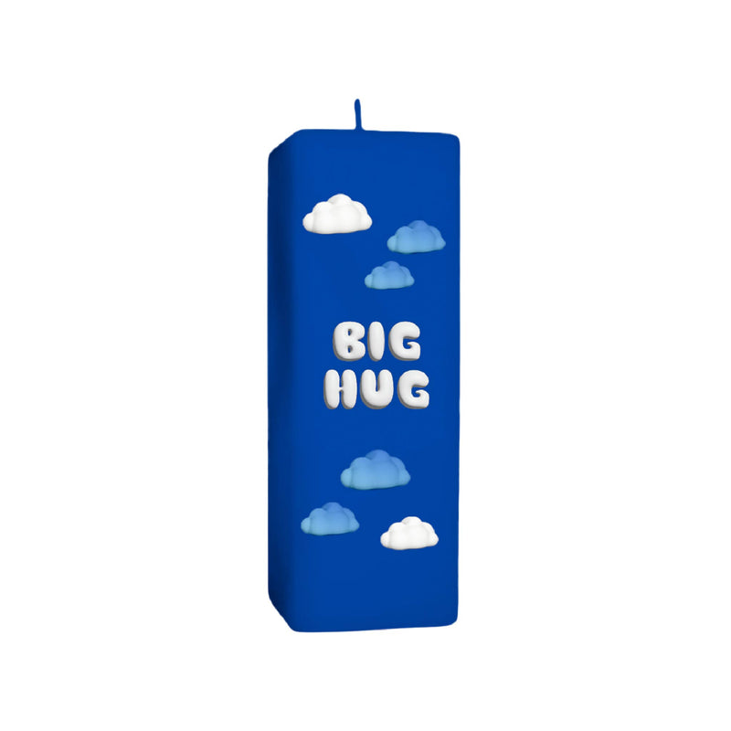 'Big Hug' Pillar Candle | 18.5cm