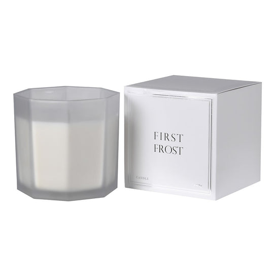 'First Frost' Scented Candle | White | 15cm