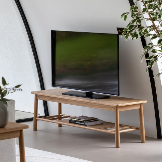 Wycombe Nordic Media Unit | Natural