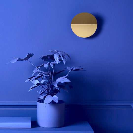 Round Diffuser Wall Light | Brass