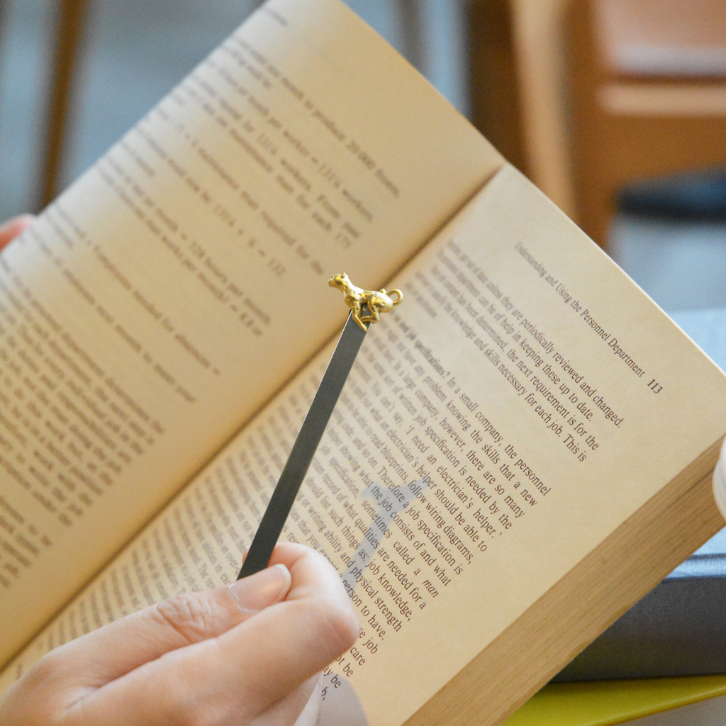 Buy Metalmorphose Leopard Bookmark | Pearl Gold | About Living