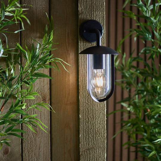 Outdoor Quinn Wall Light | Black
