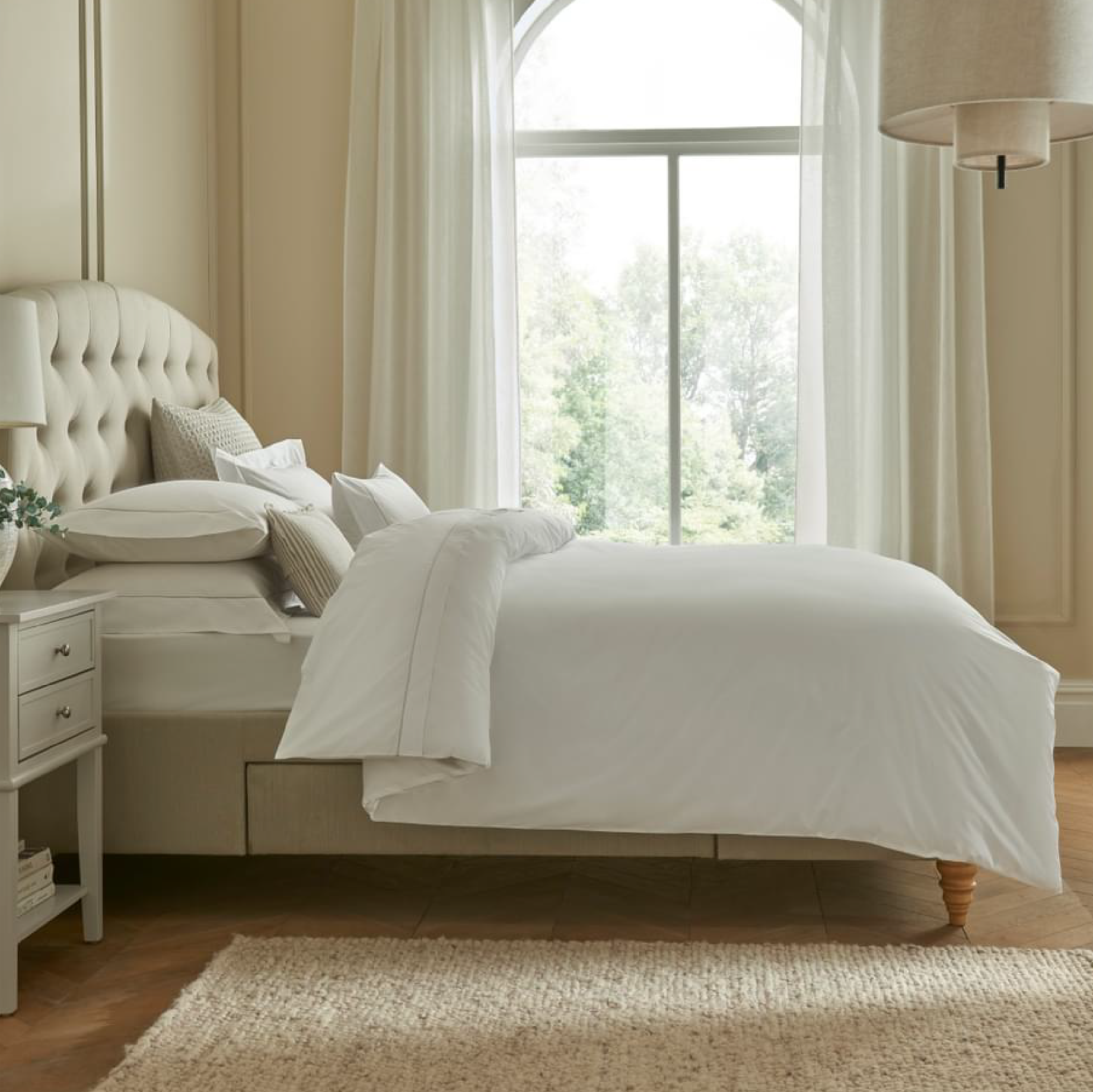 Savile Cord 220 Bed Linen | White/Silver