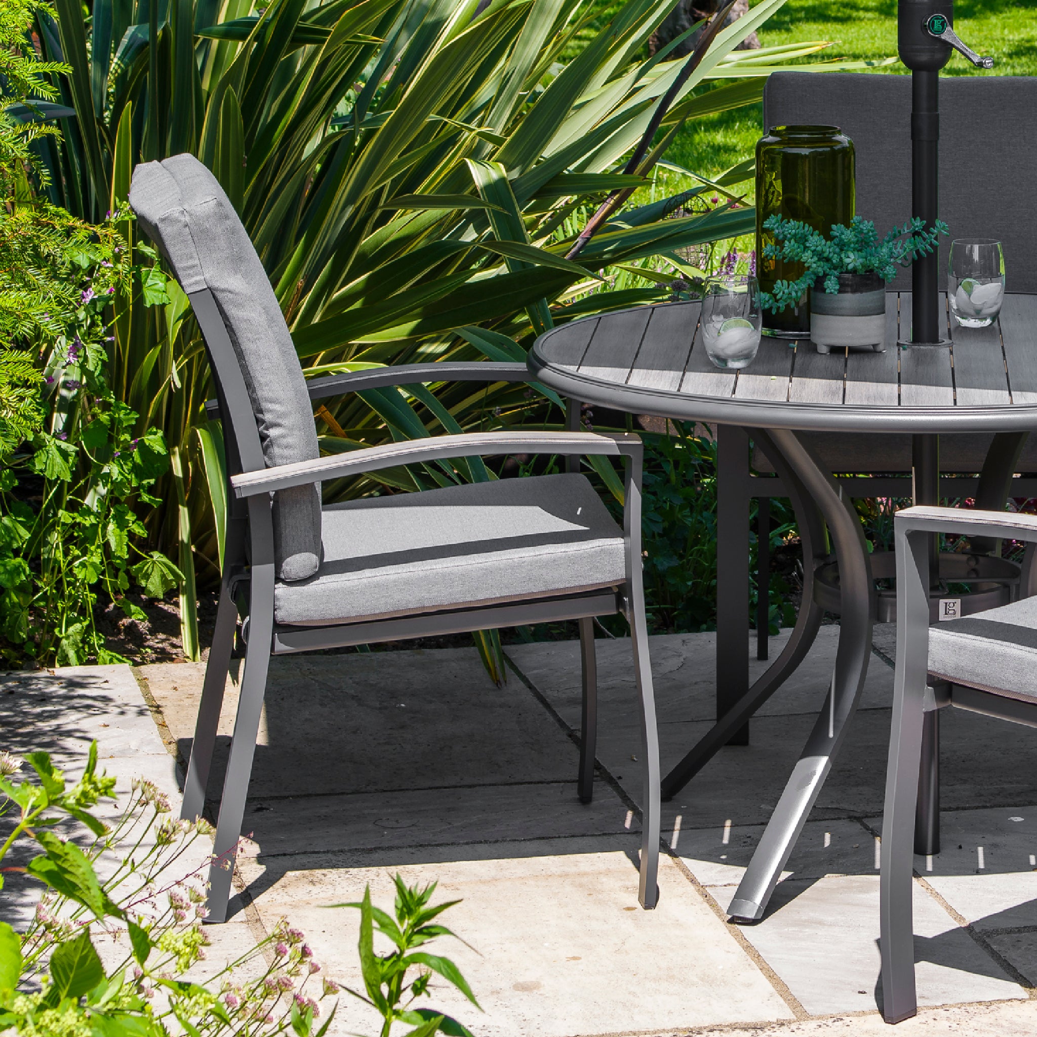 Lg outdoor turin 4 seater dining set with parasol deals